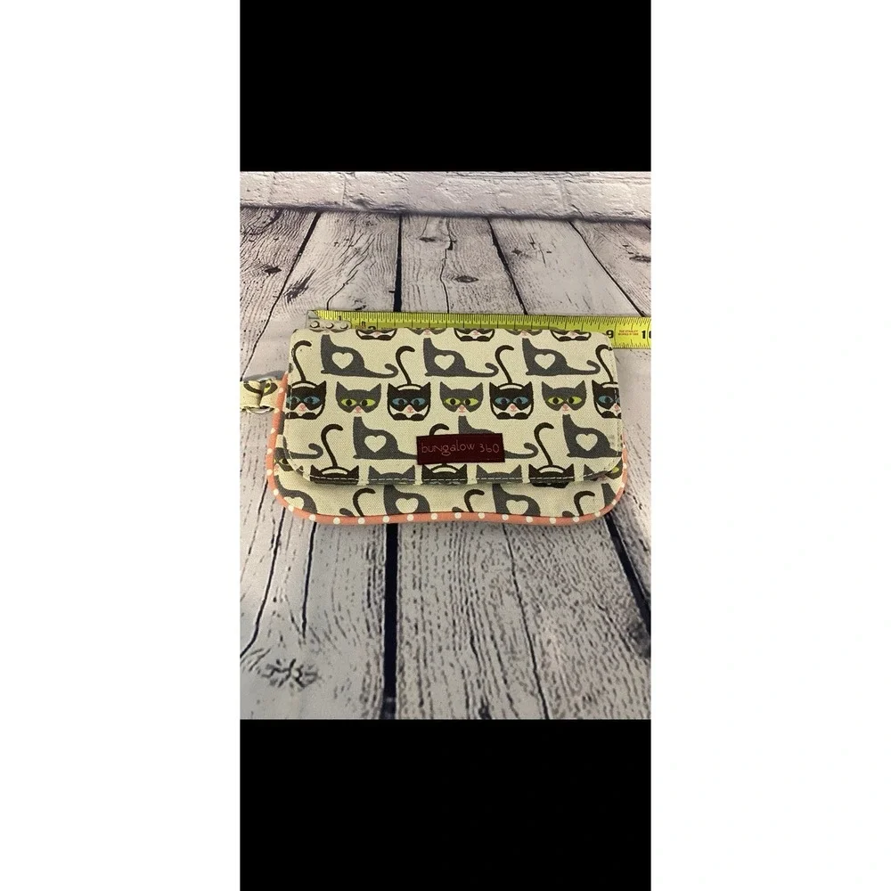 Bungalow 360 Canvas Kitty Cat Wallet Cat Lovers Purse Wristlet MEW‎ MEW Print
